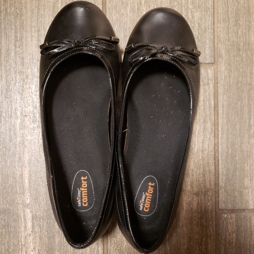 Flat Shoes